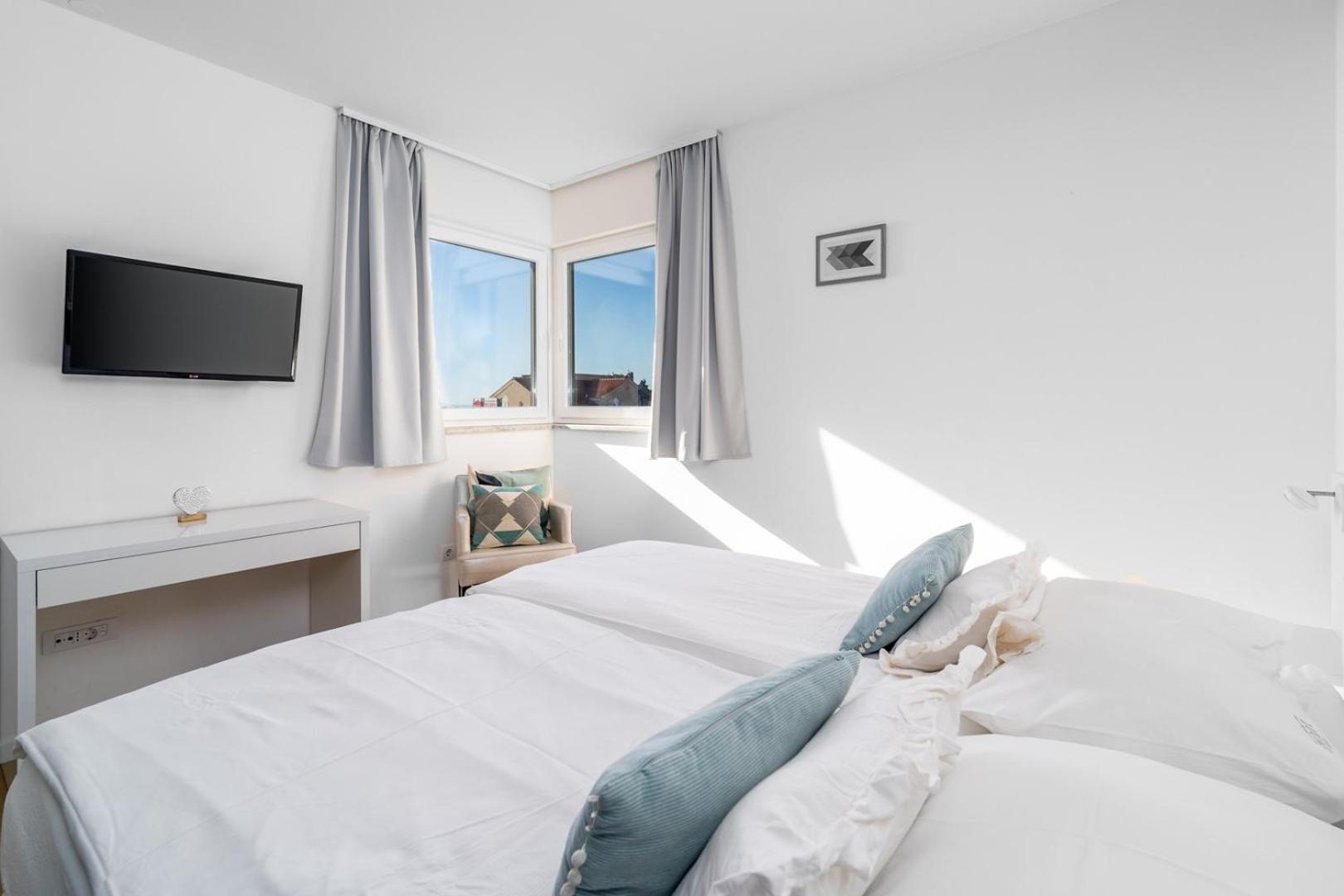 Luxury Villa Lucas With Heated Pool, Whirlpool, Sauna, 14 Pax Podstrana Eksteriør billede