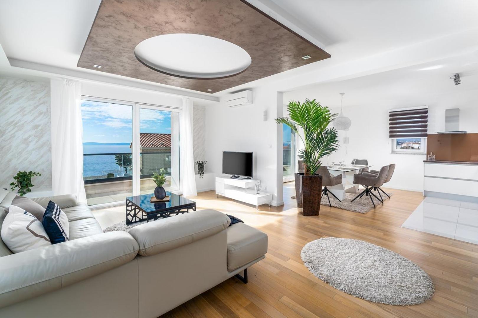 Luxury Villa Lucas With Heated Pool, Whirlpool, Sauna, 14 Pax Podstrana Eksteriør billede